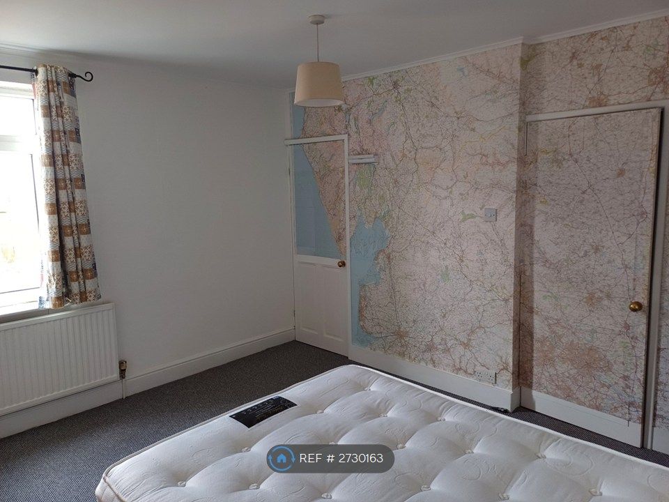 Property photo 2 of 9 Master Bedroom 2