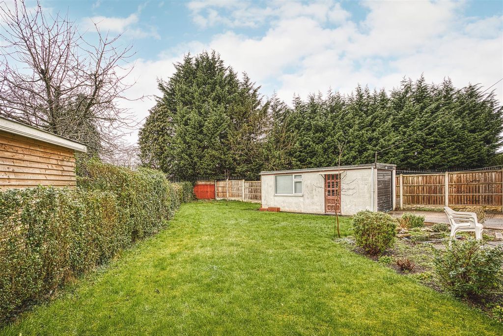 Property photo 2 of 13