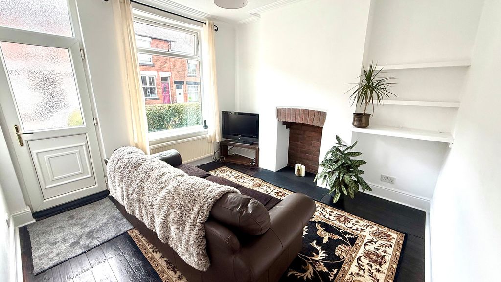 Property photo 3 of 14