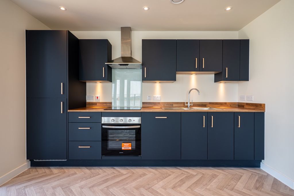 Property photo 2 of 28 5417022