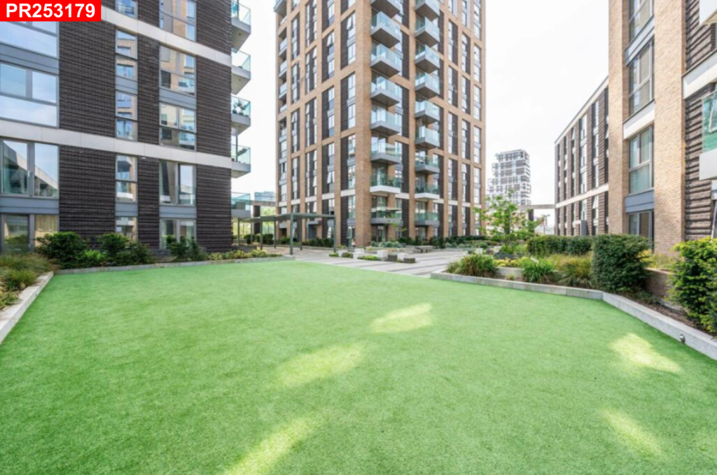 Property photo 1 of 3