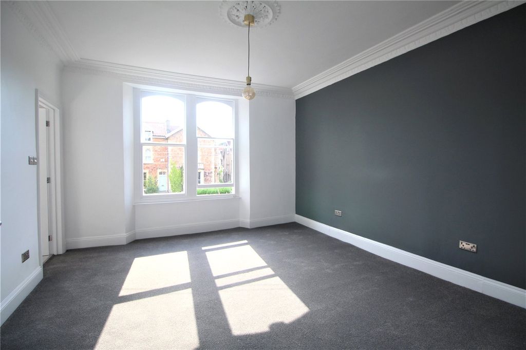 Property photo 2 of 11 Picture No. 05