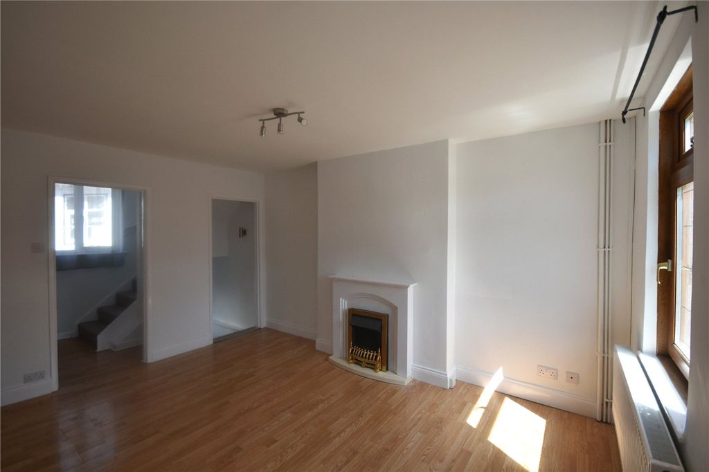 Property photo 3 of 12 Picture No. 13