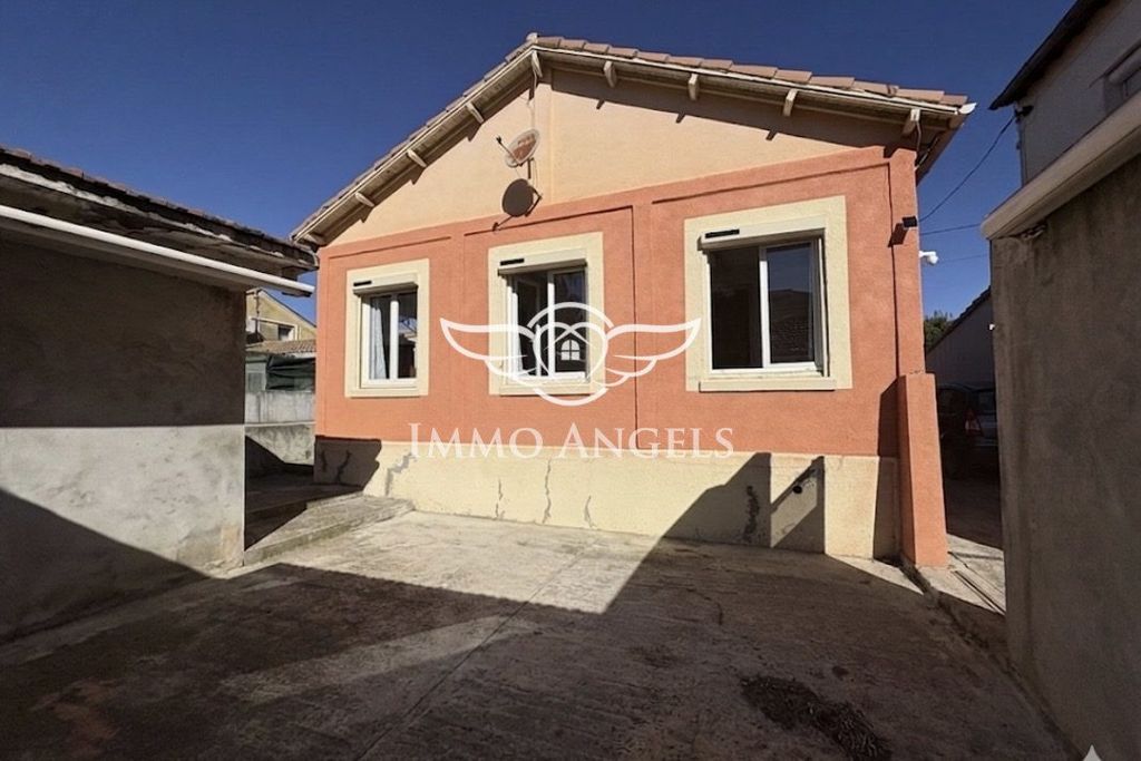Property photo 1 of 15 Aiguerelles-Maison To Renovate With 60 m2 Of Annexes On A 640 m2 Lot