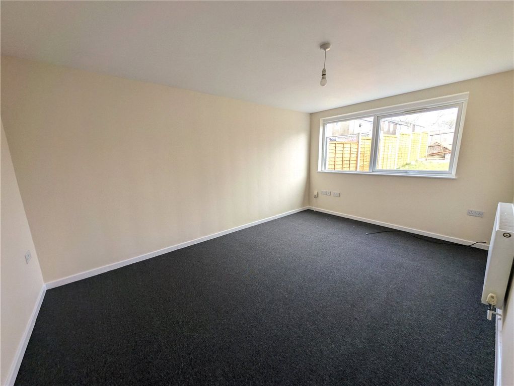 Property photo 3 of 9 Picture No. 13