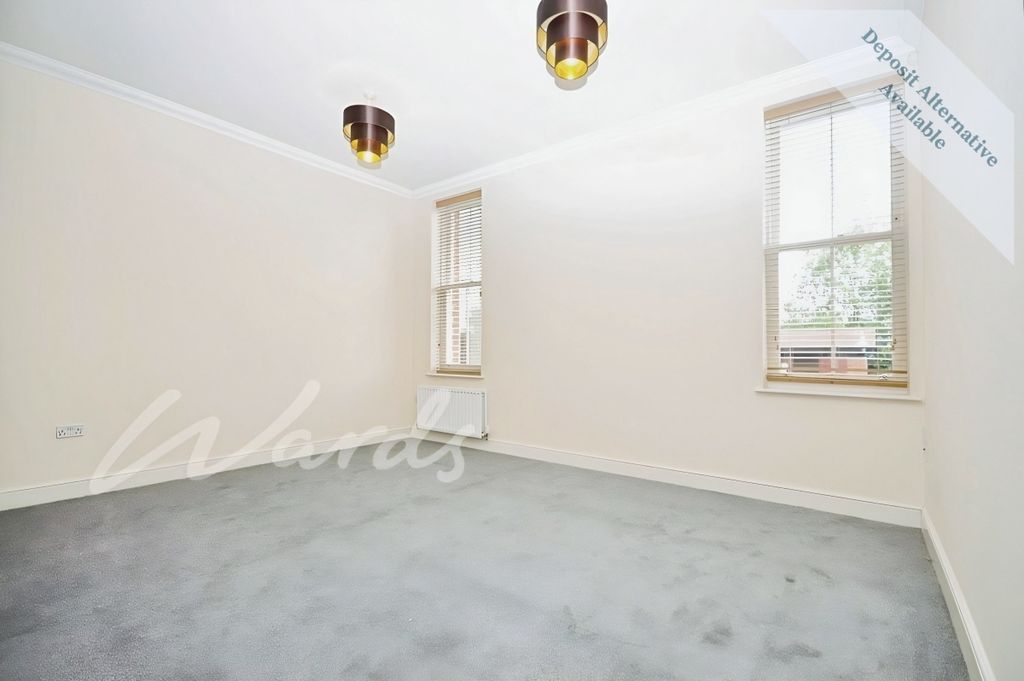Property photo 3 of 10 Photo