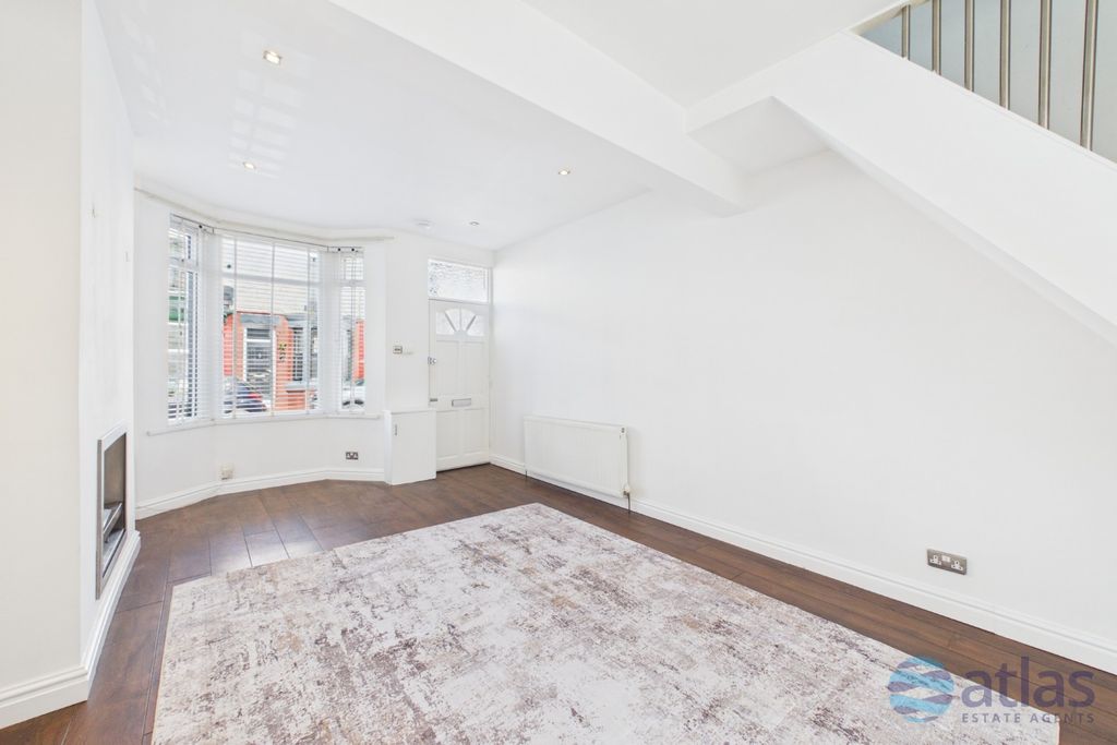 Property photo 3 of 21 Reception Room