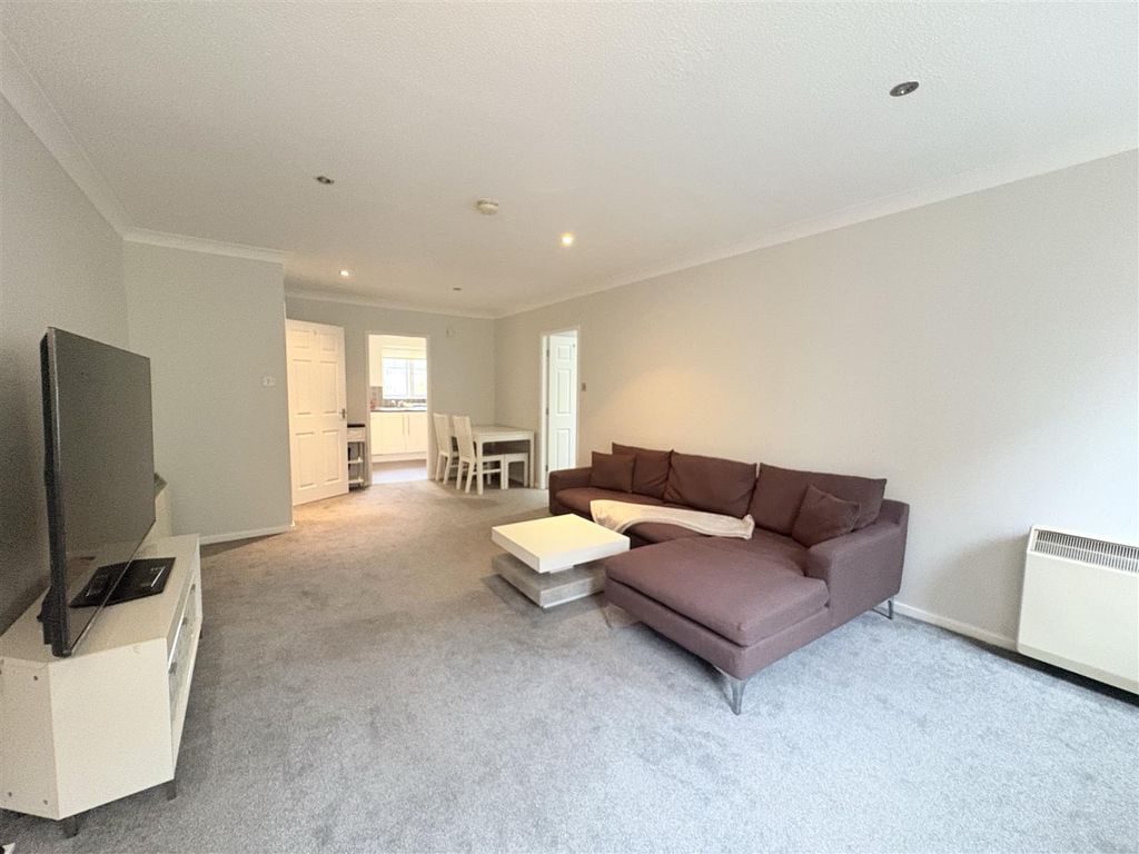 Property photo 2 of 8 Image (12).Jpg