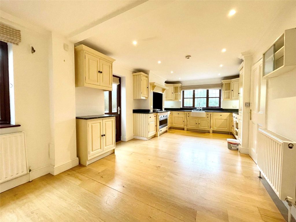 Property photo 2 of 13 Picture No. 02