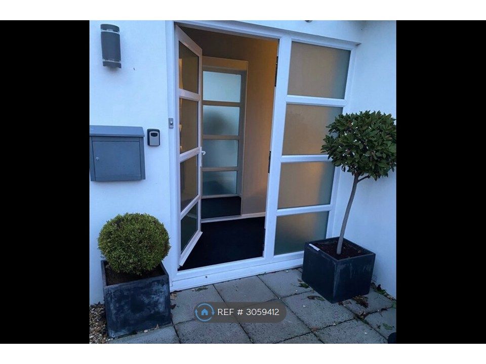 Property photo 2 of 29