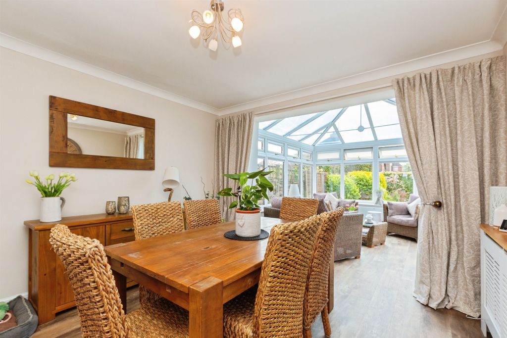 Property photo 3 of 25