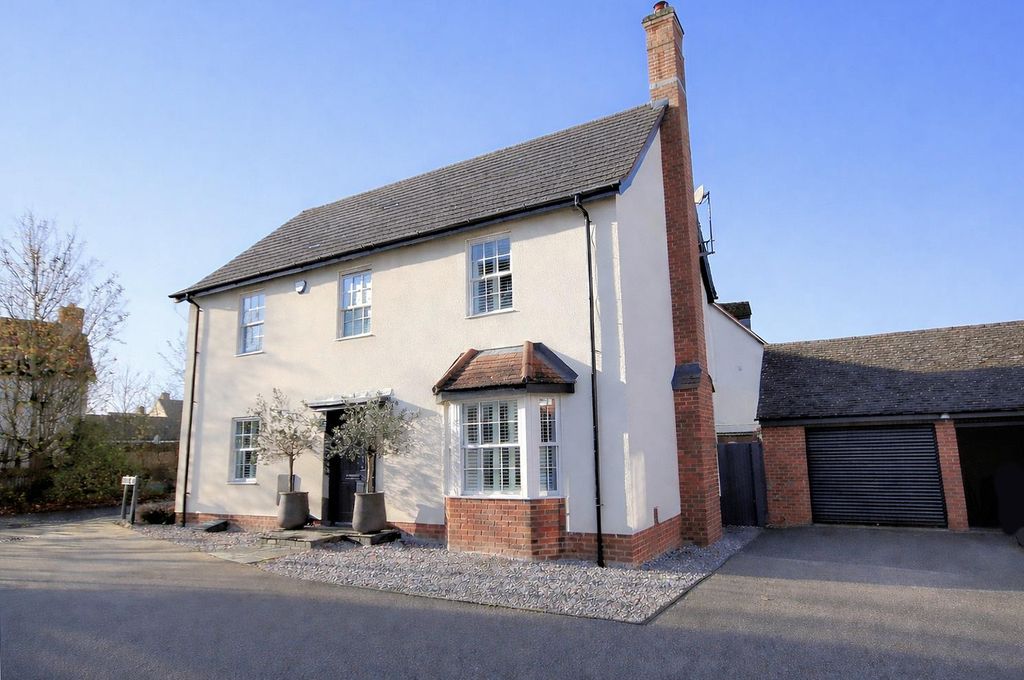 Property photo 1 of 32 1Larchrise-H New -10-01-2026.Png