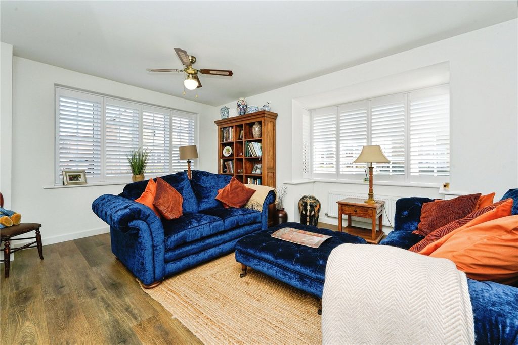 Property photo 2 of 10 Picture No. 06