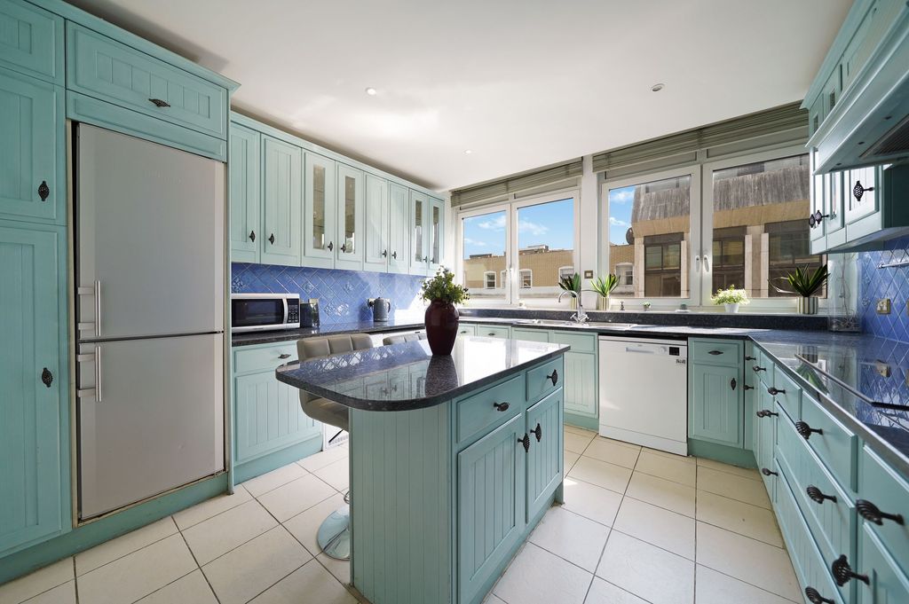 Property photo 3 of 13 Flat 5A, Collier House - Egtxgvnerimrc9Rh9Mod