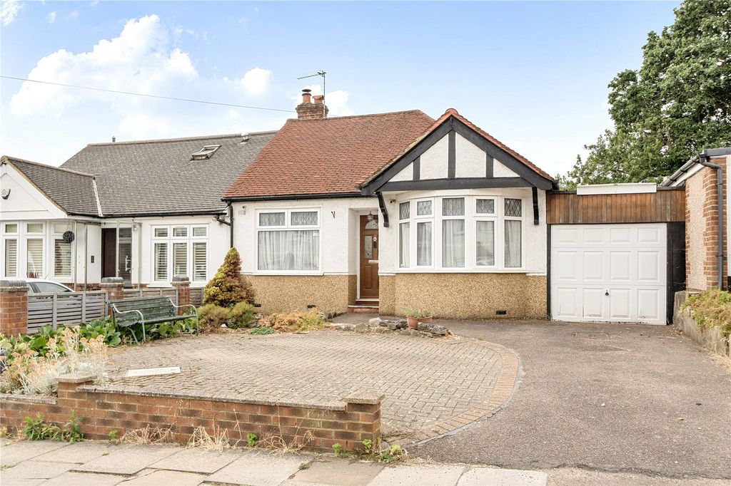 Property photo 1 of 19 Picture No. 04