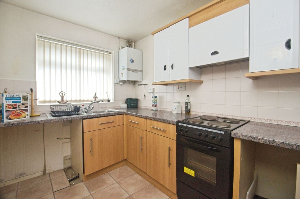 Property photo 2 of 15