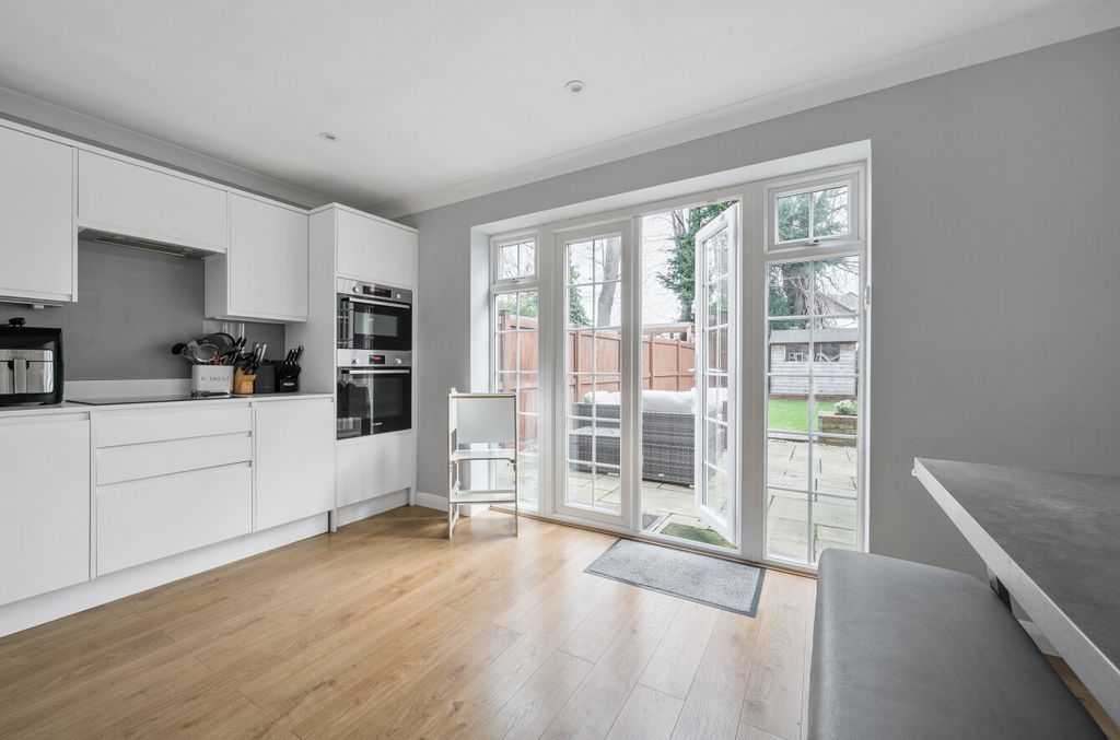 Property photo 2 of 20 1435687-5-69Ca35F...