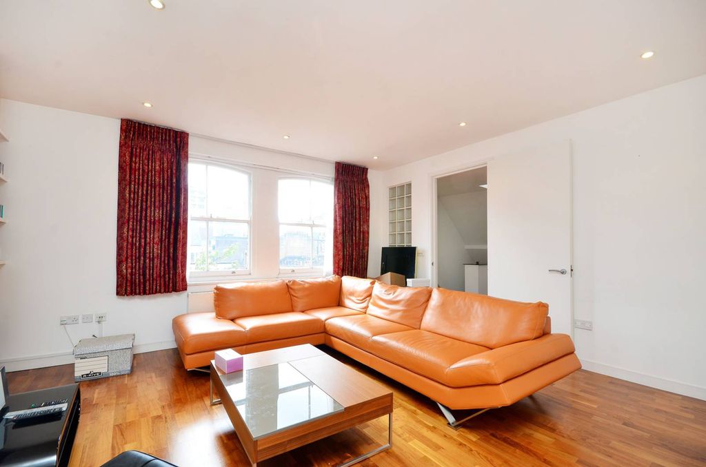 Property photo 1 of 7