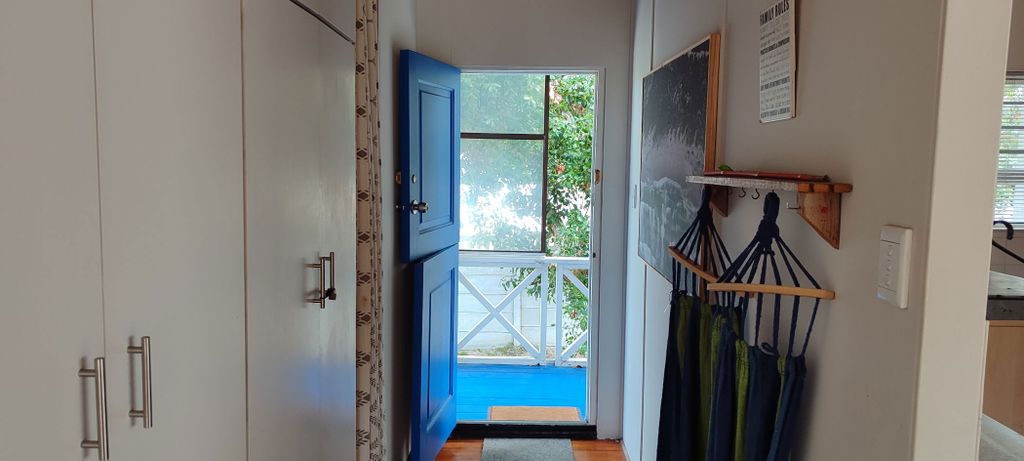 Property photo 2 of 27 1Sw1729494