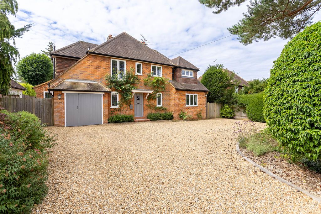 Property photo 2 of 16