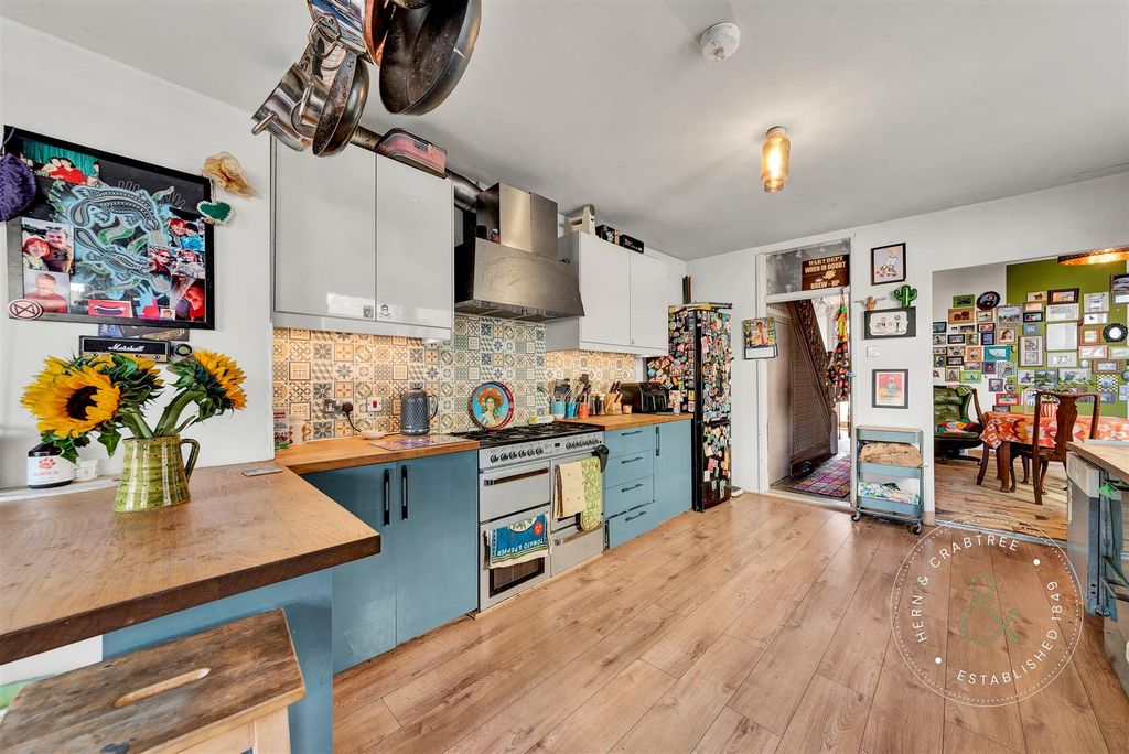Property photo 3 of 29 Brunswick-Street-19.Jpg