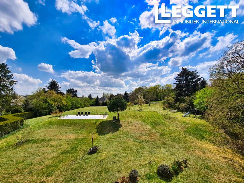 Property photo 2 of 10