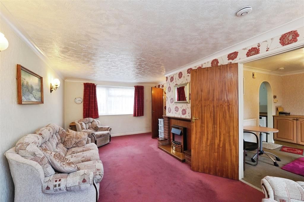 Property photo 3 of 14