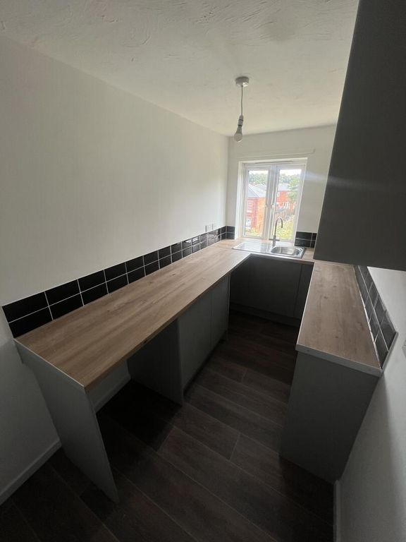 Property photo 2 of 8 Img_4615.Jpg