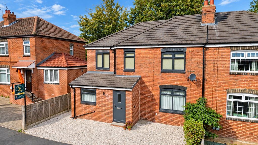 Property photo 1 of 39 3.Png