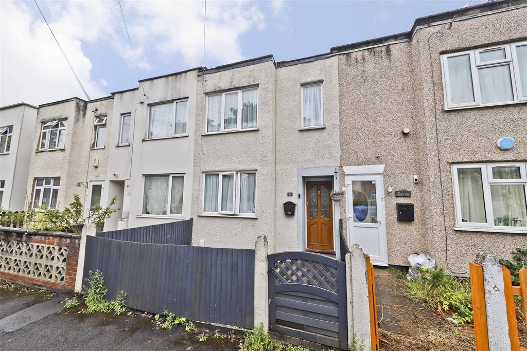 Property photo 1 of 16 External