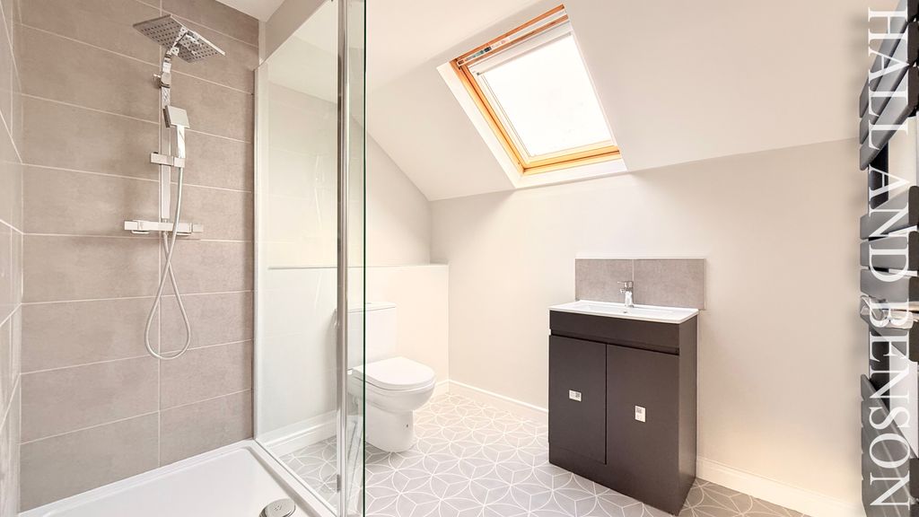 Property photo 2 of 12 Image