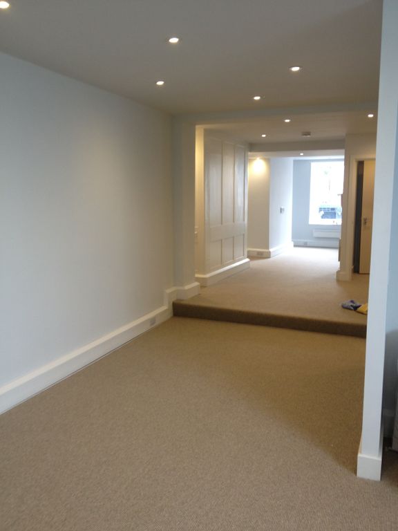 Property photo 2 of 3