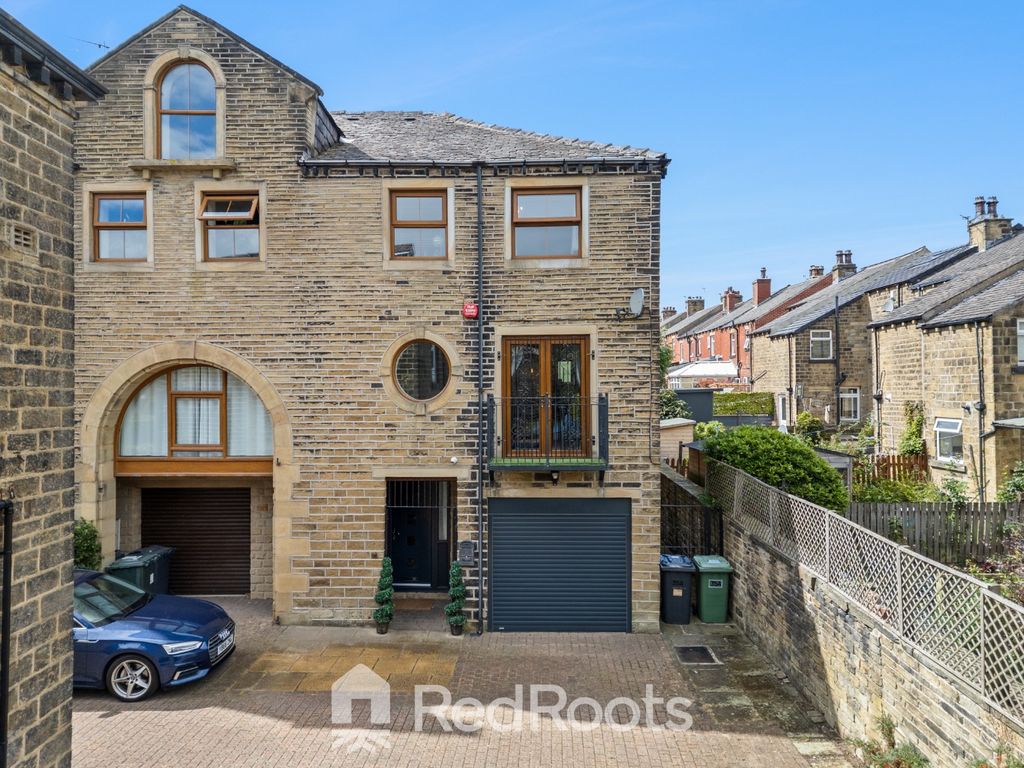 Property photo 1 of 25 4427092