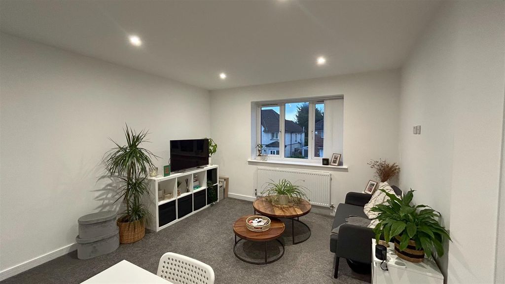 Property photo 2 of 18 Living Space.Jpg