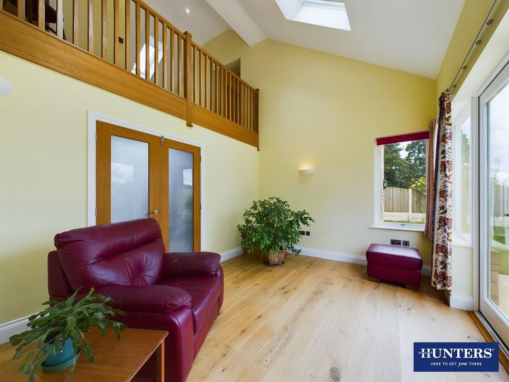 Property photo 2 of 26 Sunroom