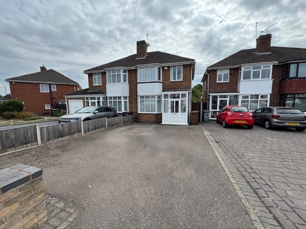 Property photo 1 of 14 5 Ronald Grove Frontage