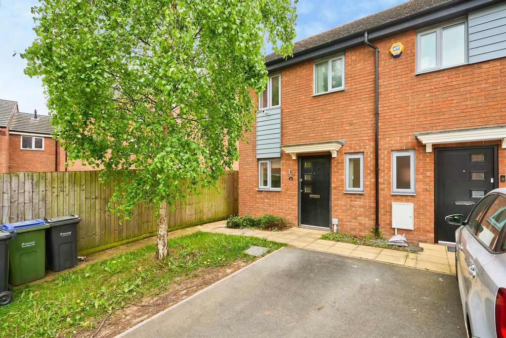 Property photo 1 of 18