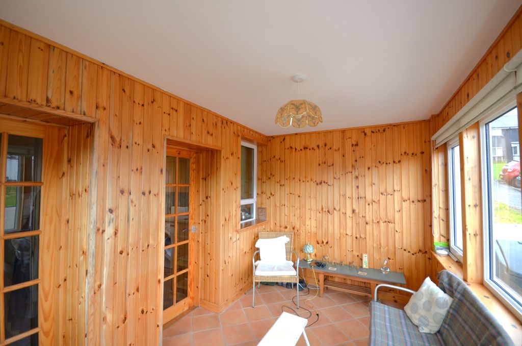 Property photo 3 of 41