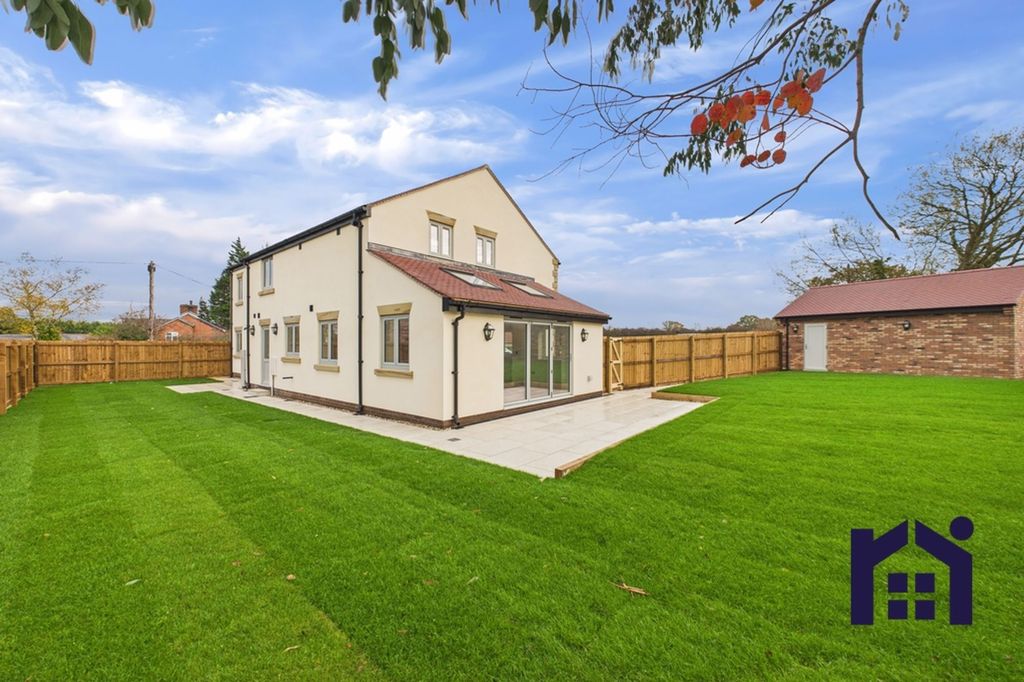 Property photo 2 of 53 Rear Elevation