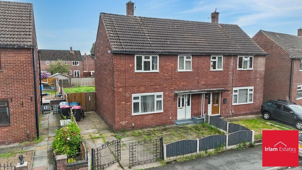 Property photo 2 of 12