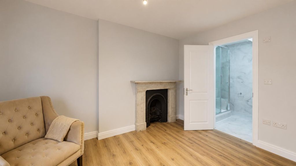 Property photo 2 of 7 Bdea6Ac0-9A0d-40B1-83A6-d58B1B7B4Fd3.Png