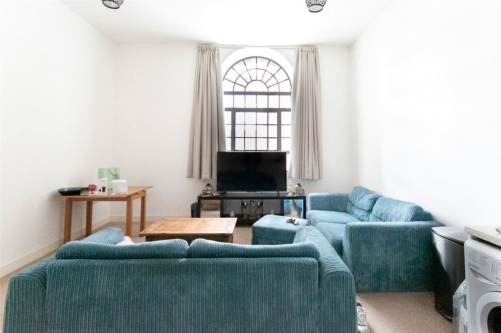 Property photo 2 of 10 Picture No. 09