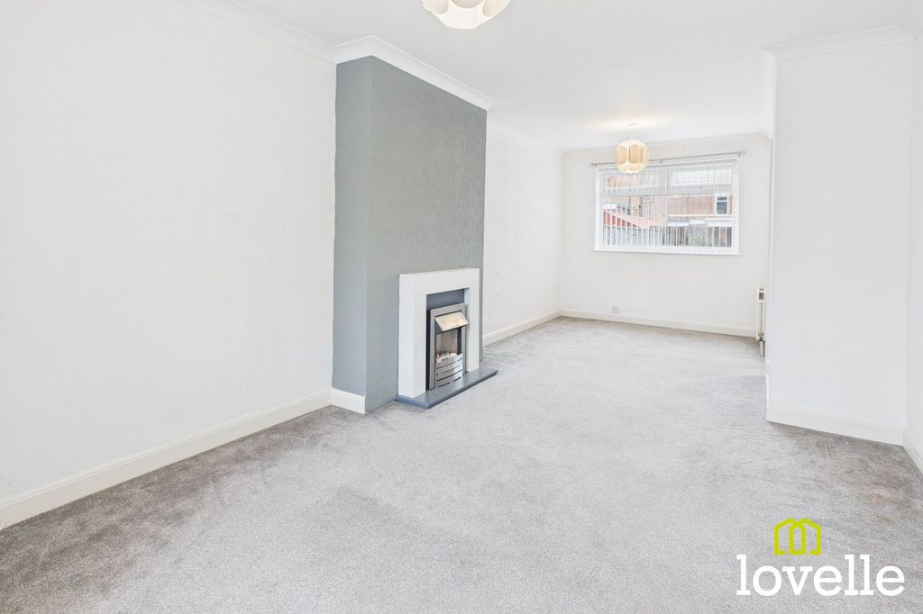 Property photo 1 of 28