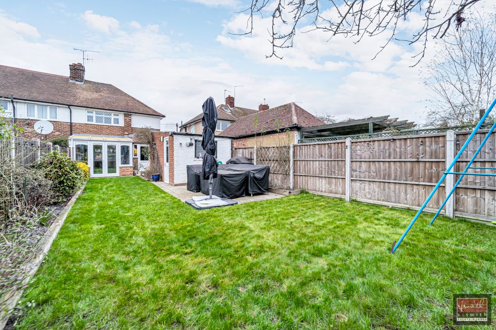 Property photo 3 of 15 Dsc00468