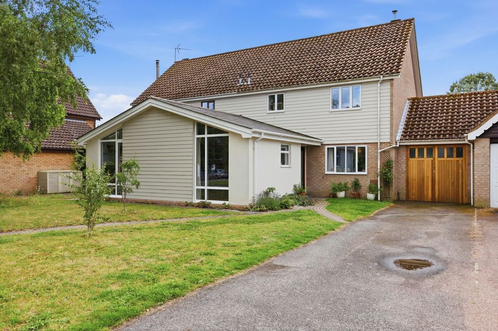 Property photo 1 of 14