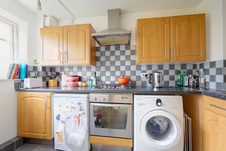 Property photo 3 of 4 Ashdown Way 50 Kitch