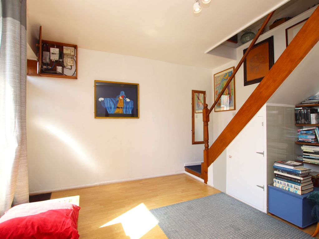 Property photo 3 of 11