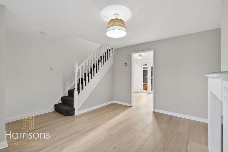 Property photo 3 of 17 Photo 2