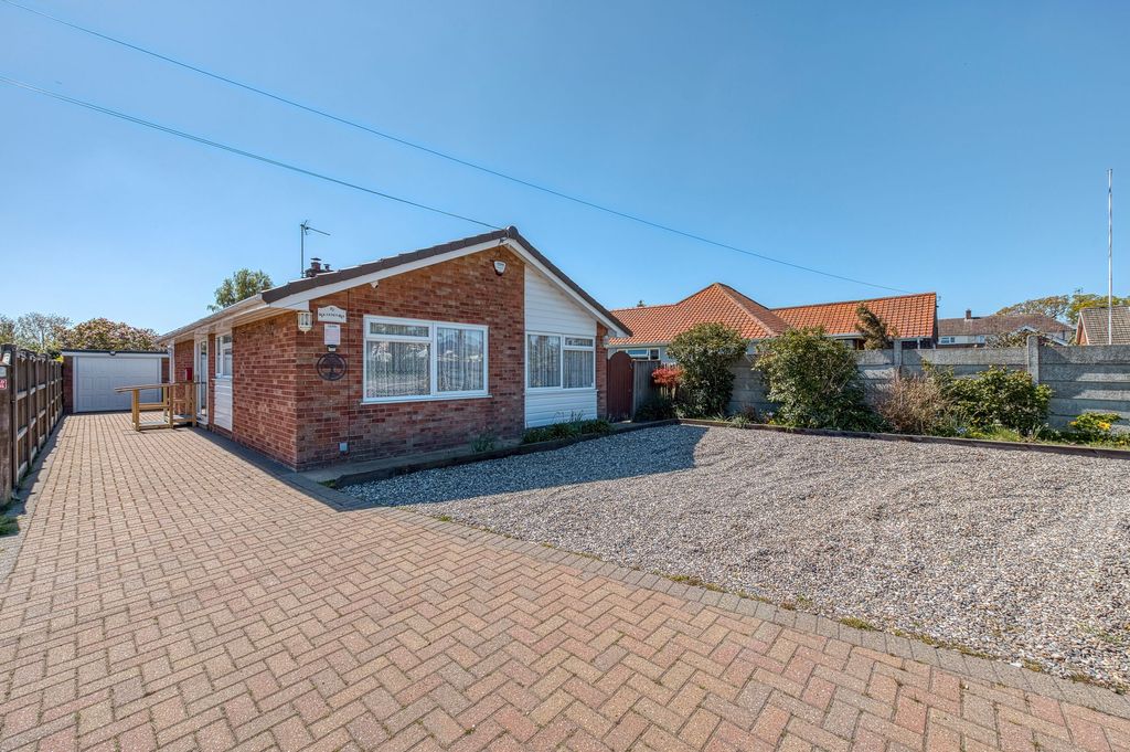 Property photo 1 of 21