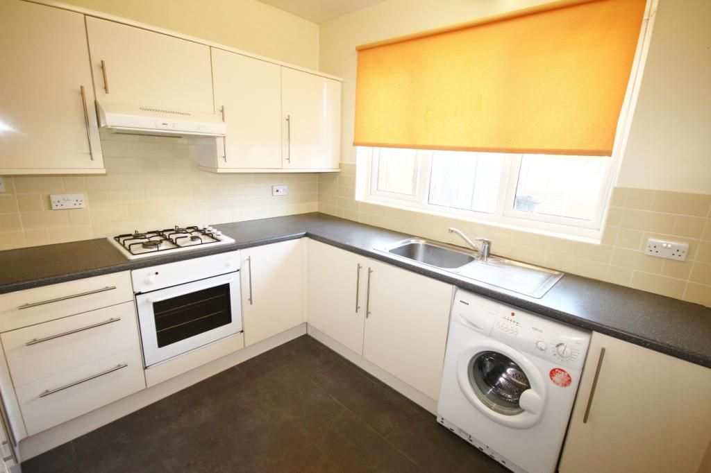 Property photo 2 of 15 Kitchen